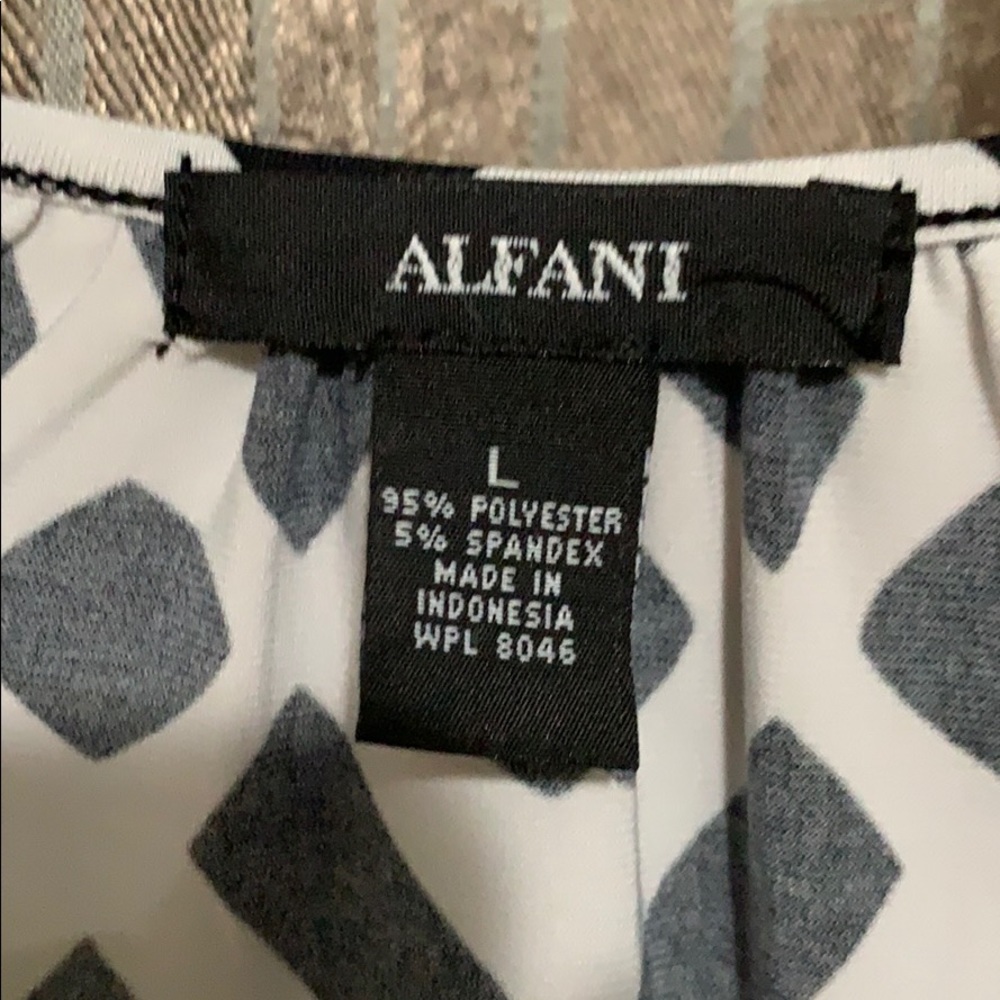 Alfani Tunic - Picture 2 of 3
